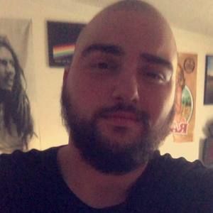 Meet your Posher, Logan